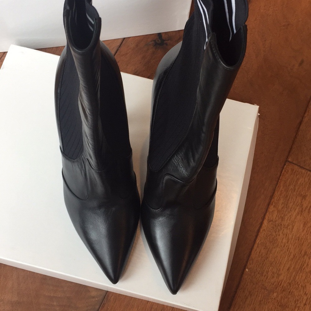——SOLD —-FENDI ankle Boots - Picture 7 of 7